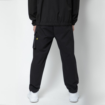 LIGHT WOVEN EASY CARGO PANTS 詳細画像