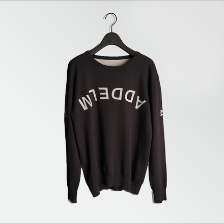 ICONIC SWEATER