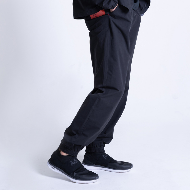 【予約商品】ULTIMATE HERO SUIT PANTS 詳細画像 ブラック 1