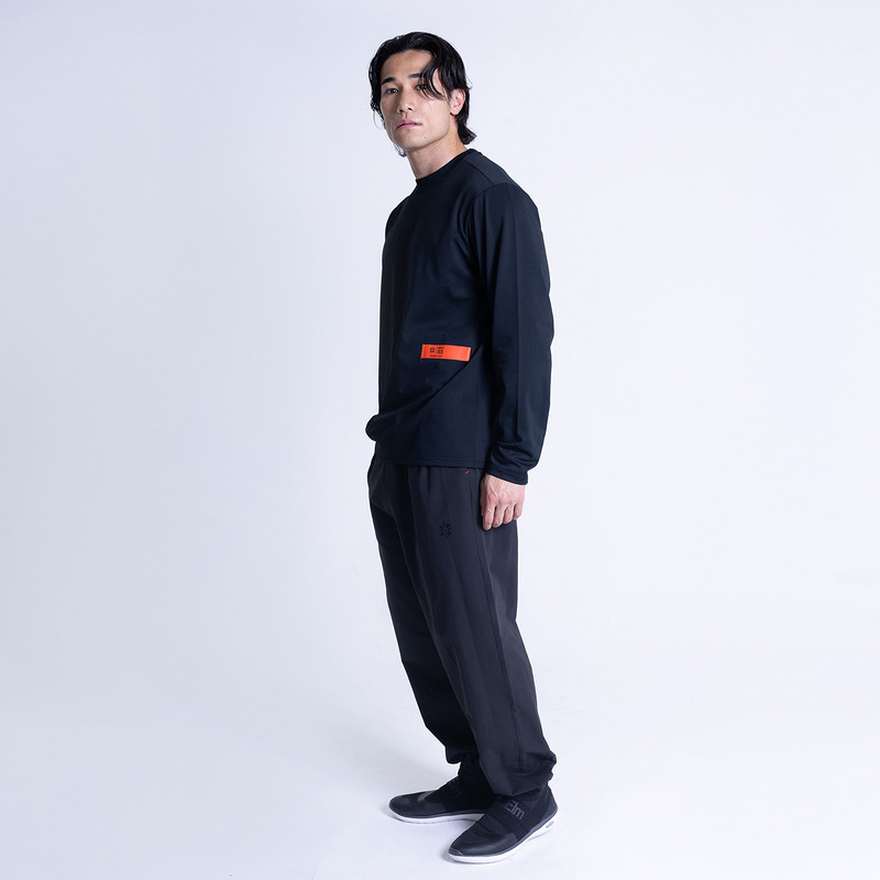 【予約商品】HERO SUIT LONG SLEEVE 詳細画像 ブラックレッド 4