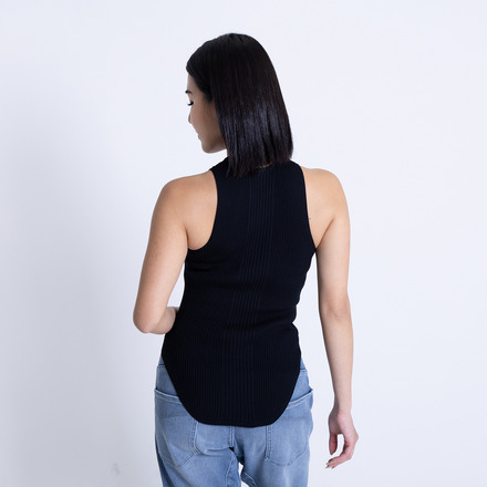 WG CURVE TANK 詳細画像