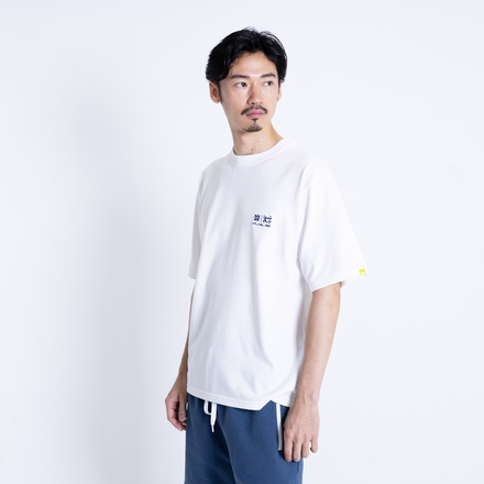 SHRINK THE WORLD TEE