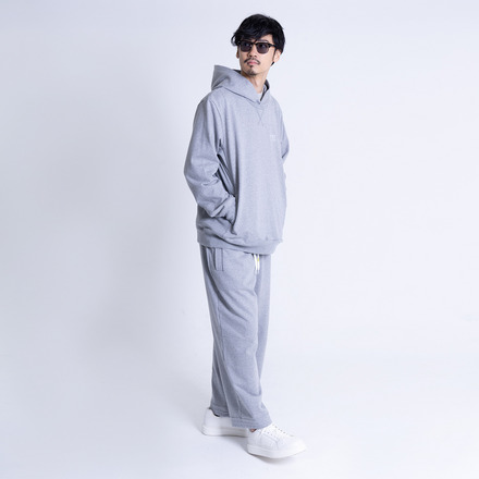 SHRINK THE WORLD HOODIE 詳細画像