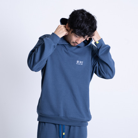 SHRINK THE WORLD HOODIE 詳細画像