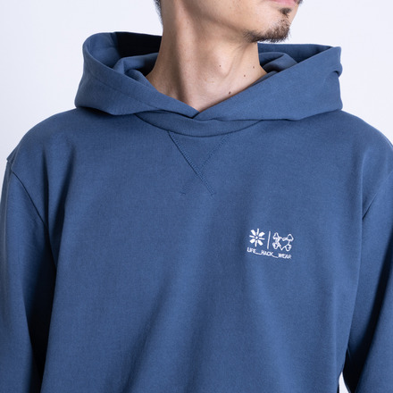 SHRINK THE WORLD HOODIE 詳細画像