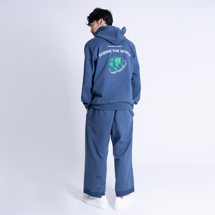 SHRINK THE WORLD HOODIE 詳細画像