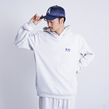 SHRINK THE WORLD HOODIE 詳細画像