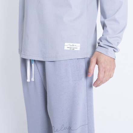 FIRST CLASS LONG SLEEVE TEE 詳細画像
